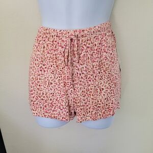 NWT: INC "Animal Spots" Shorts / Size M
